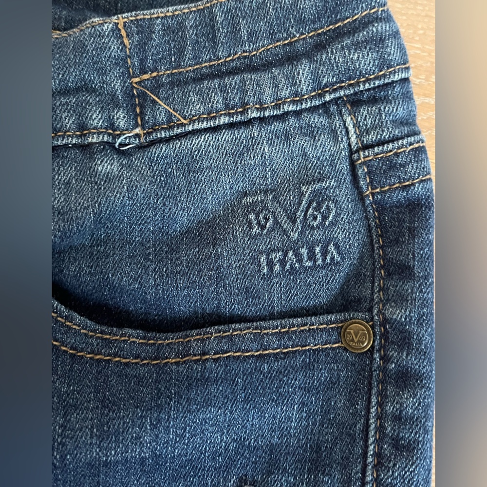 Versace V 1969 Midrise Distressed Jeans - Picture 10 of 16